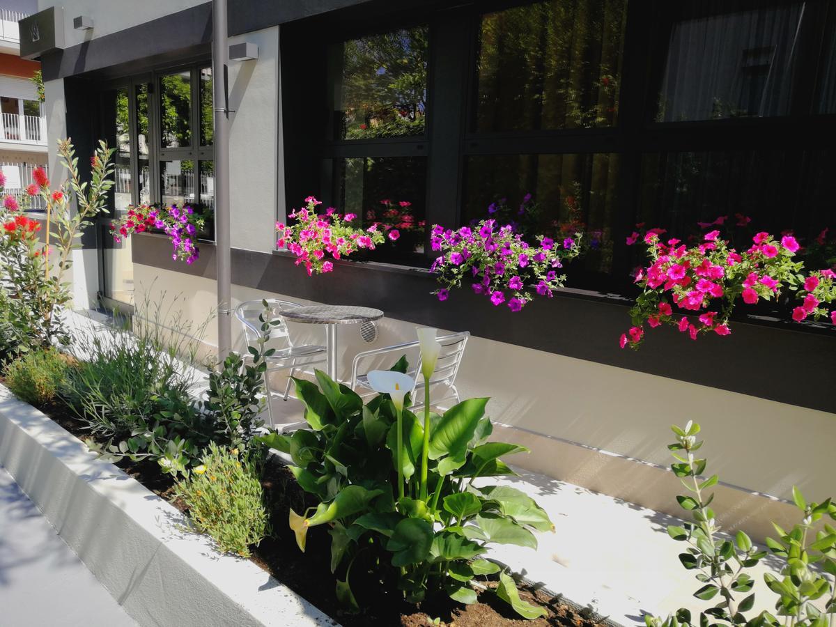 Hotel Villa Miki Bordighera Zewnętrze zdjęcie