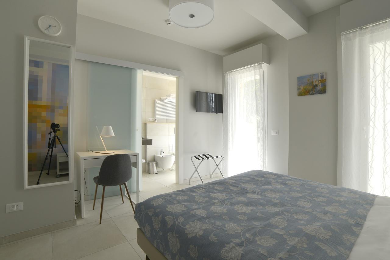 Hotel Villa Miki Bordighera Zewnętrze zdjęcie
